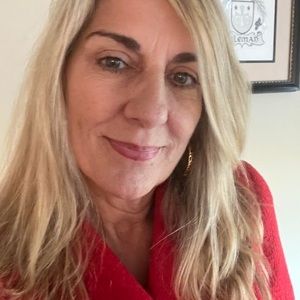 Meet your Posher, Cara